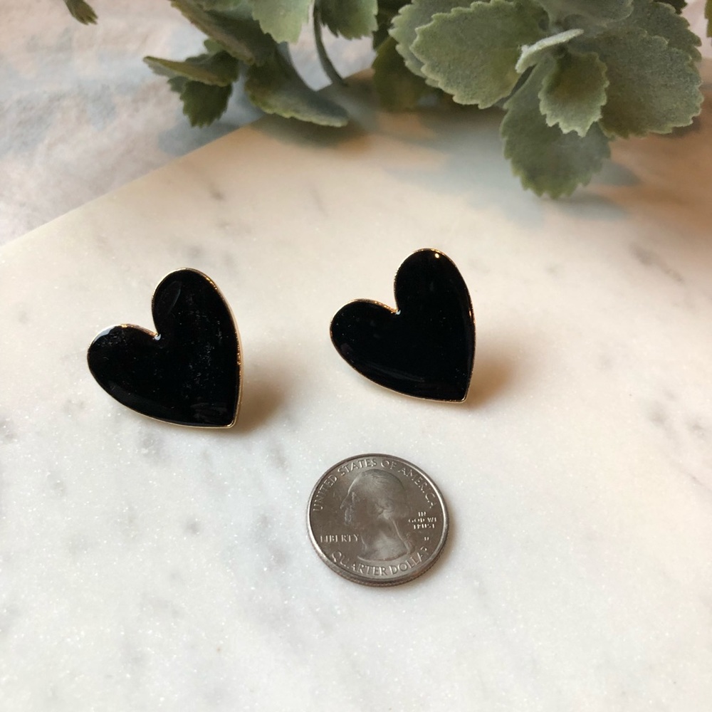 The Monroe - Black Stud Heart Earrings - Picture 6 of 6
